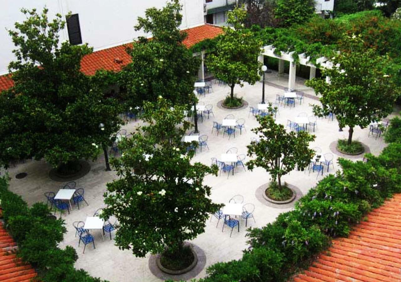 Hotel Sumadija Rafailovici Becici  Exterior photo